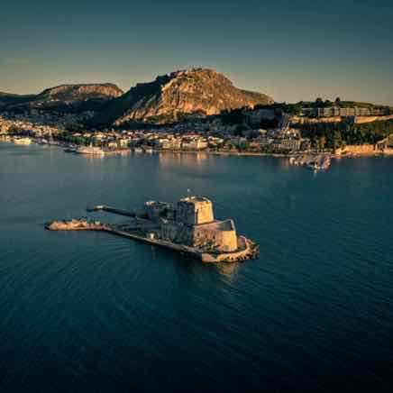 Μπούρτζι: Το Κάστρο του Θρόνου/ Ναύπλιο